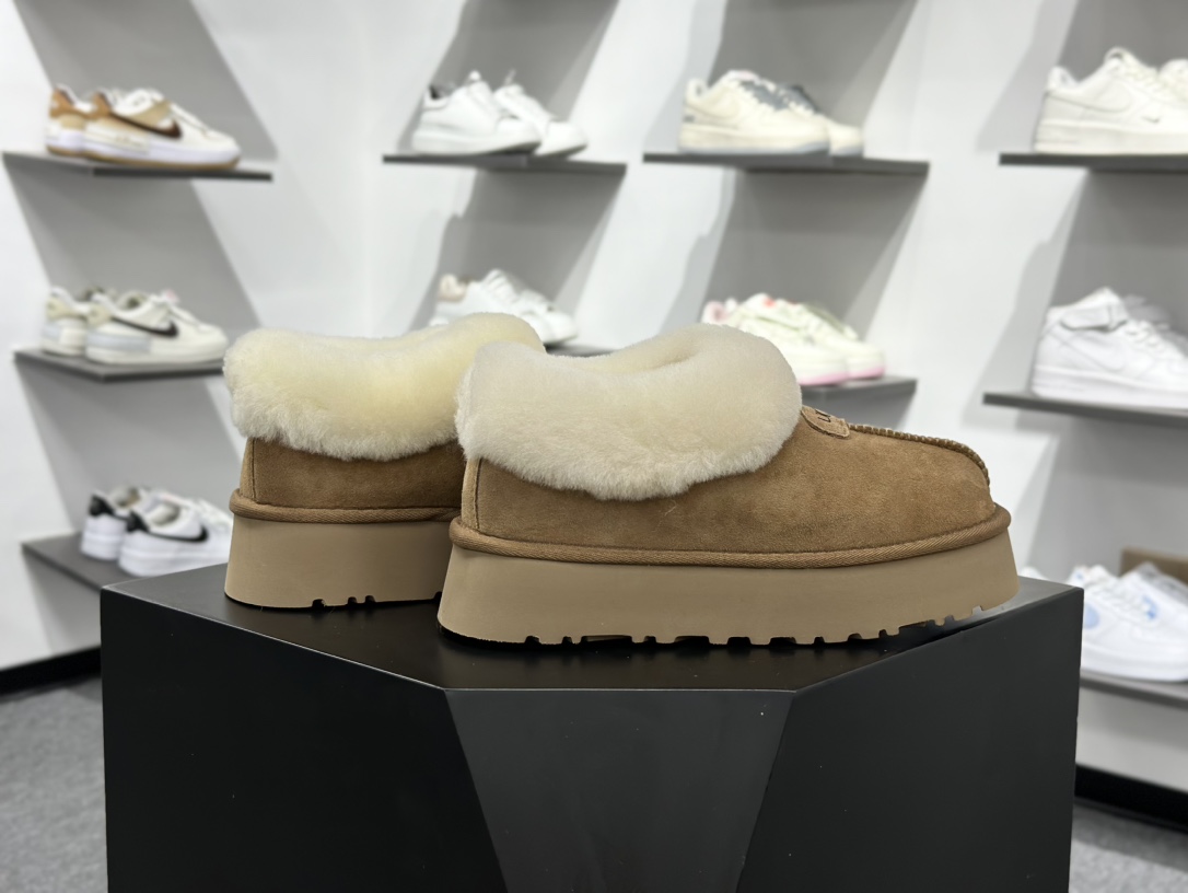 250 塔次特厚栗色 UGG W Tazzla 塔次特系列低帮时尚百搭舒适保暖休闲便鞋