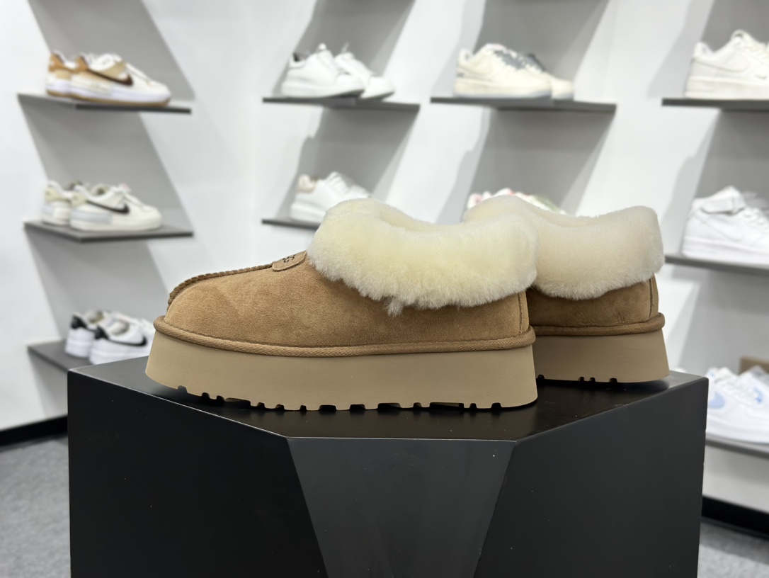 250 塔次特厚栗色 UGG W Tazzla 塔次特系列低帮时尚百搭舒适保暖休闲便鞋