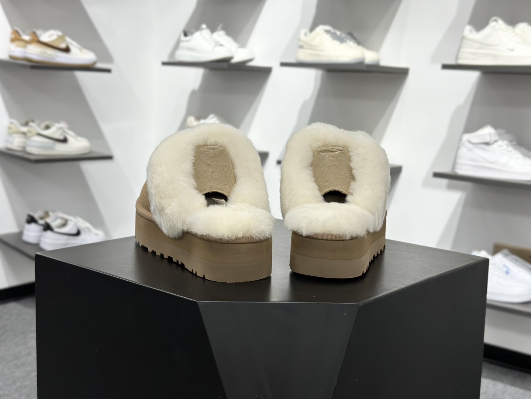 220 星拖厚底栗色 女鞋广UGG W Disquette Slipper Chestnut 蒂茨库特系列加厚款穆勒风包头舒适露跟半拖鞋 1122550-CHE