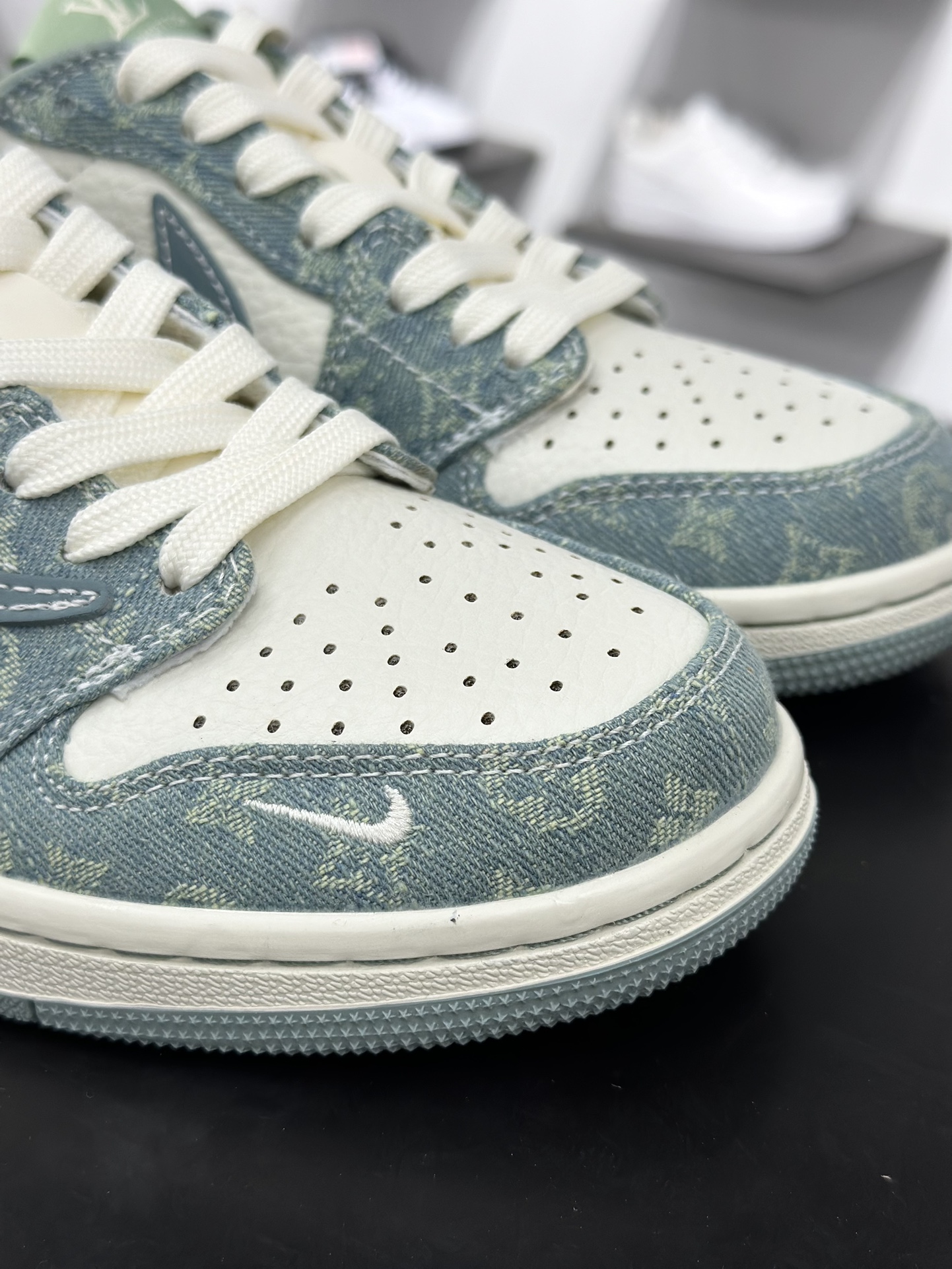 Travis Scott x Fragment Design x Air Jordan 1 Low SP AJ1 乔1 LV联名 青色牛仔 低帮文化休闲板鞋 SC0601-057