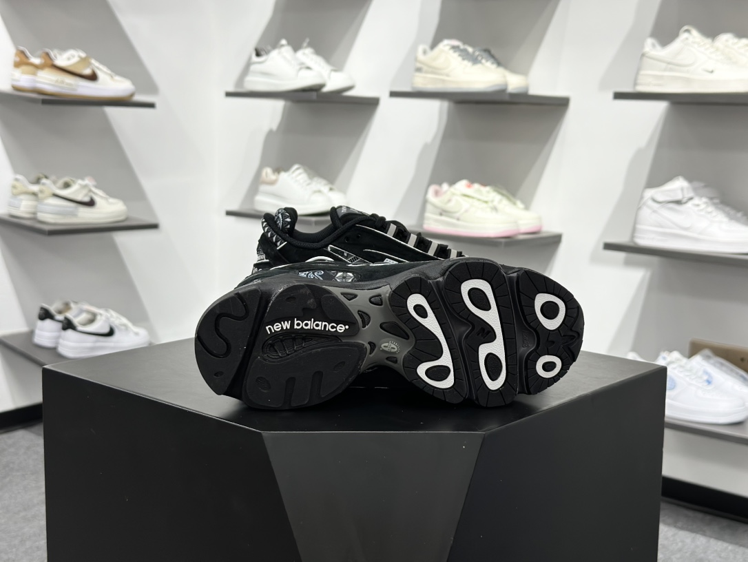 240 New Balance 1000系列 复古老爹风低帮休闲运动跑步鞋 M1000AP