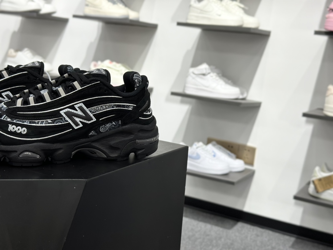 240 New Balance 1000系列 复古老爹风低帮休闲运动跑步鞋 M1000AP