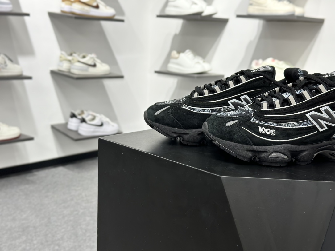 240 New Balance 1000系列 复古老爹风低帮休闲运动跑步鞋 M1000AP