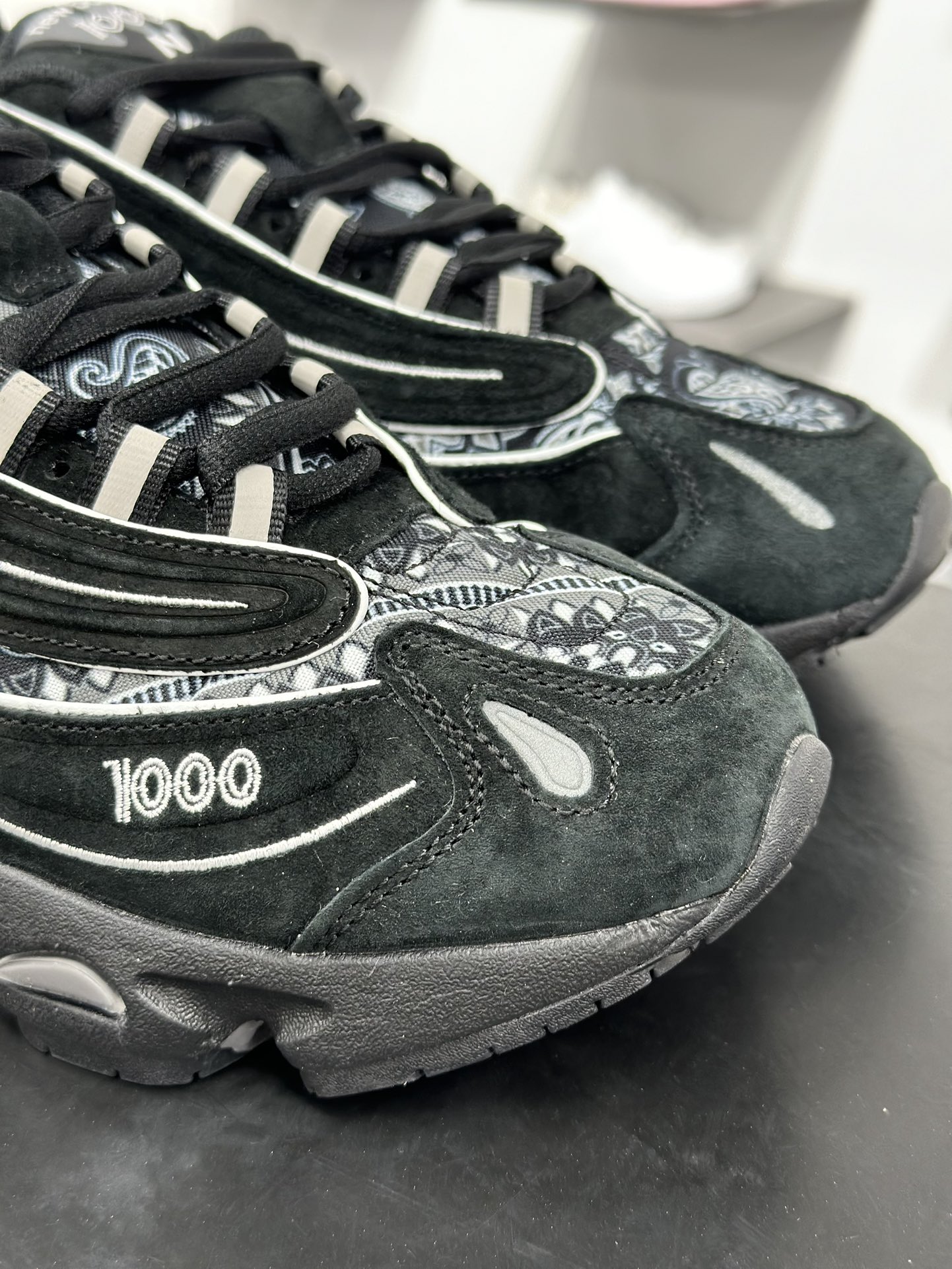 240 New Balance 1000系列 复古老爹风低帮休闲运动跑步鞋 M1000AP