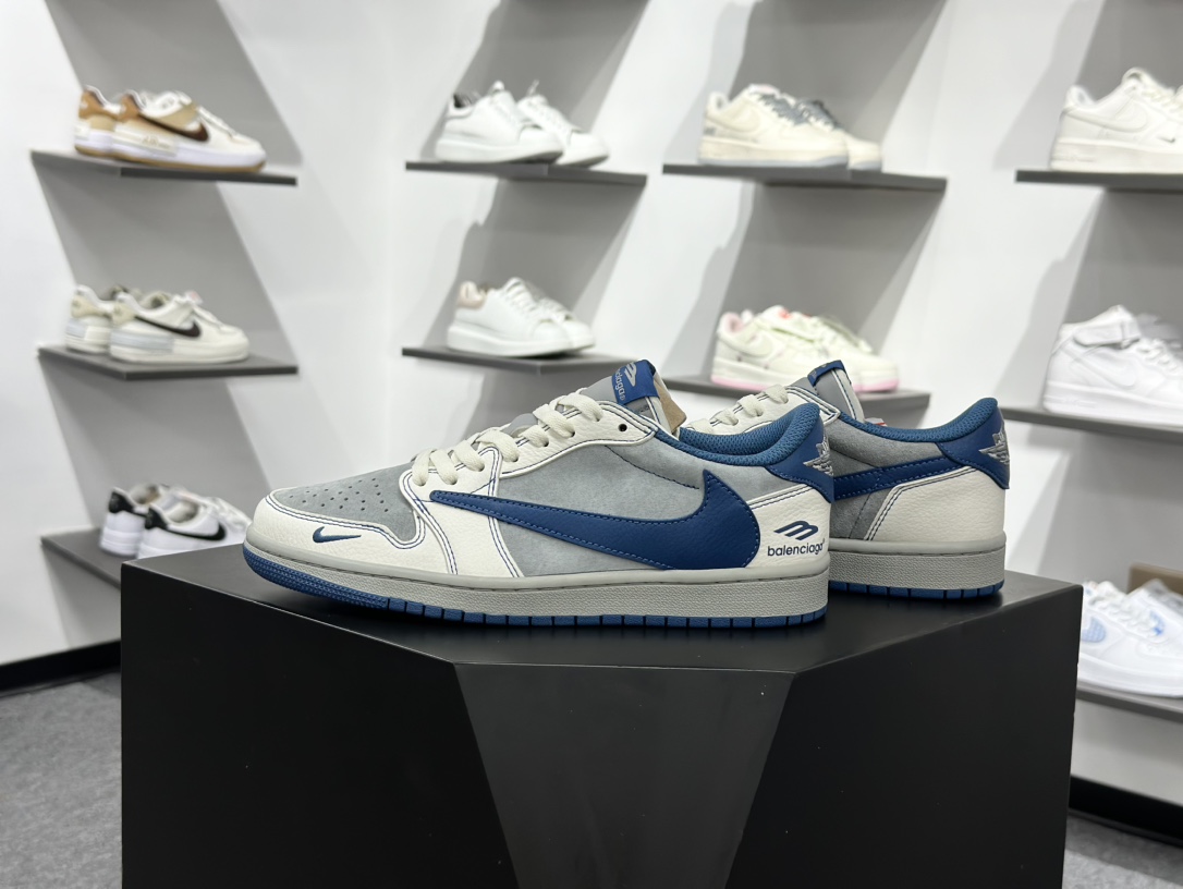 200 Travis Scott x Nike Air Jordan 1 Low x Balenciaga Air Jordan 1 Low 反转白灰蓝小钩倒钩 XD1568-105