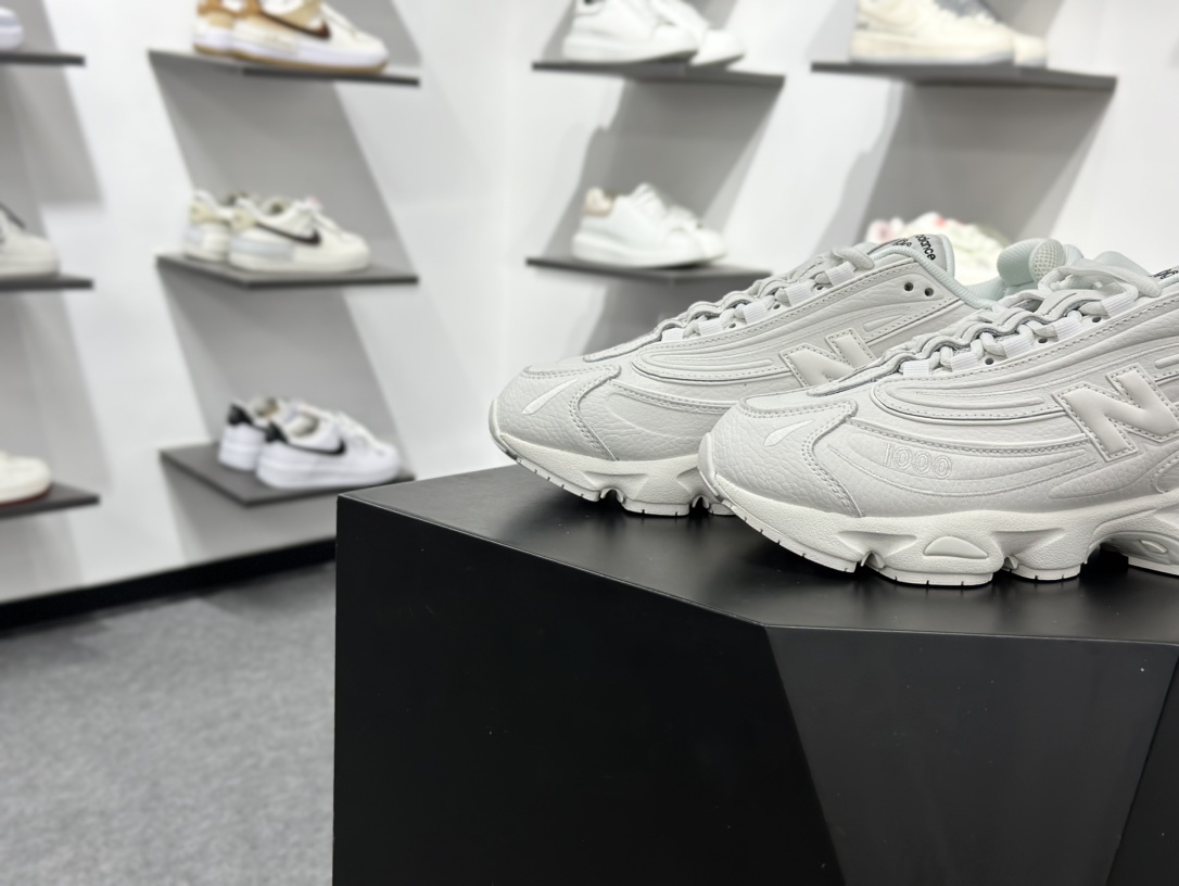 240 New Balance 1000系列 复古老爹风低帮休闲运动跑步鞋 M1000BW