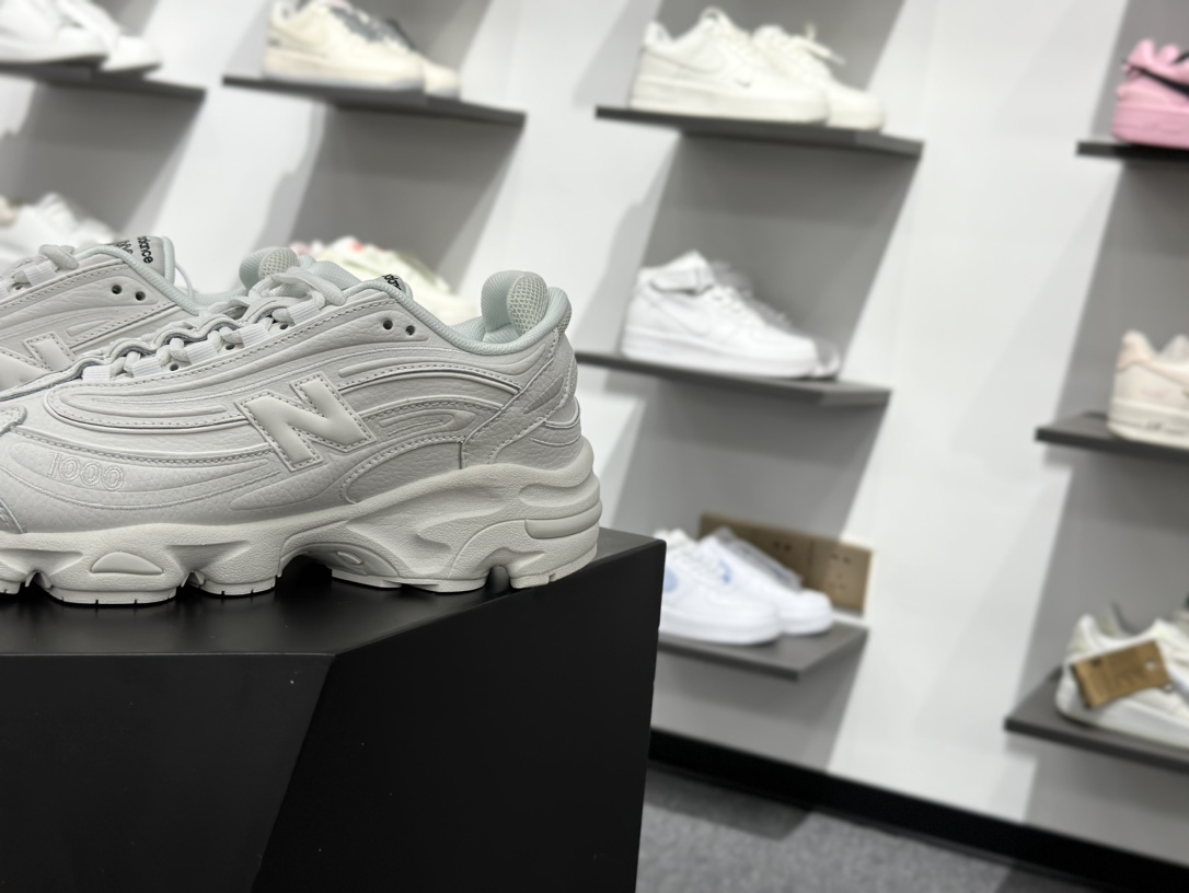 240 New Balance 1000系列 复古老爹风低帮休闲运动跑步鞋 M1000BW