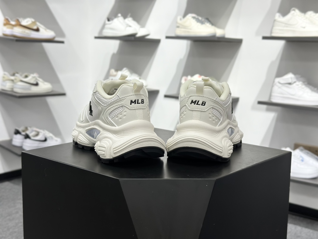 200 MLB Winner Chunky 百搭舒适休闲潮流运动厚底增高防滑耐磨 低帮 老爹鞋 3ASHW055N(GP006)