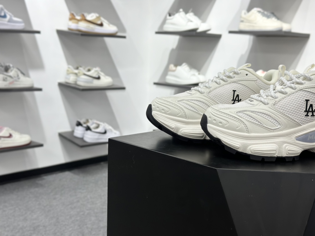 200 MLB Winner Chunky 百搭舒适休闲潮流运动厚底增高防滑耐磨 低帮 老爹鞋 3ASHW055N(GP006)