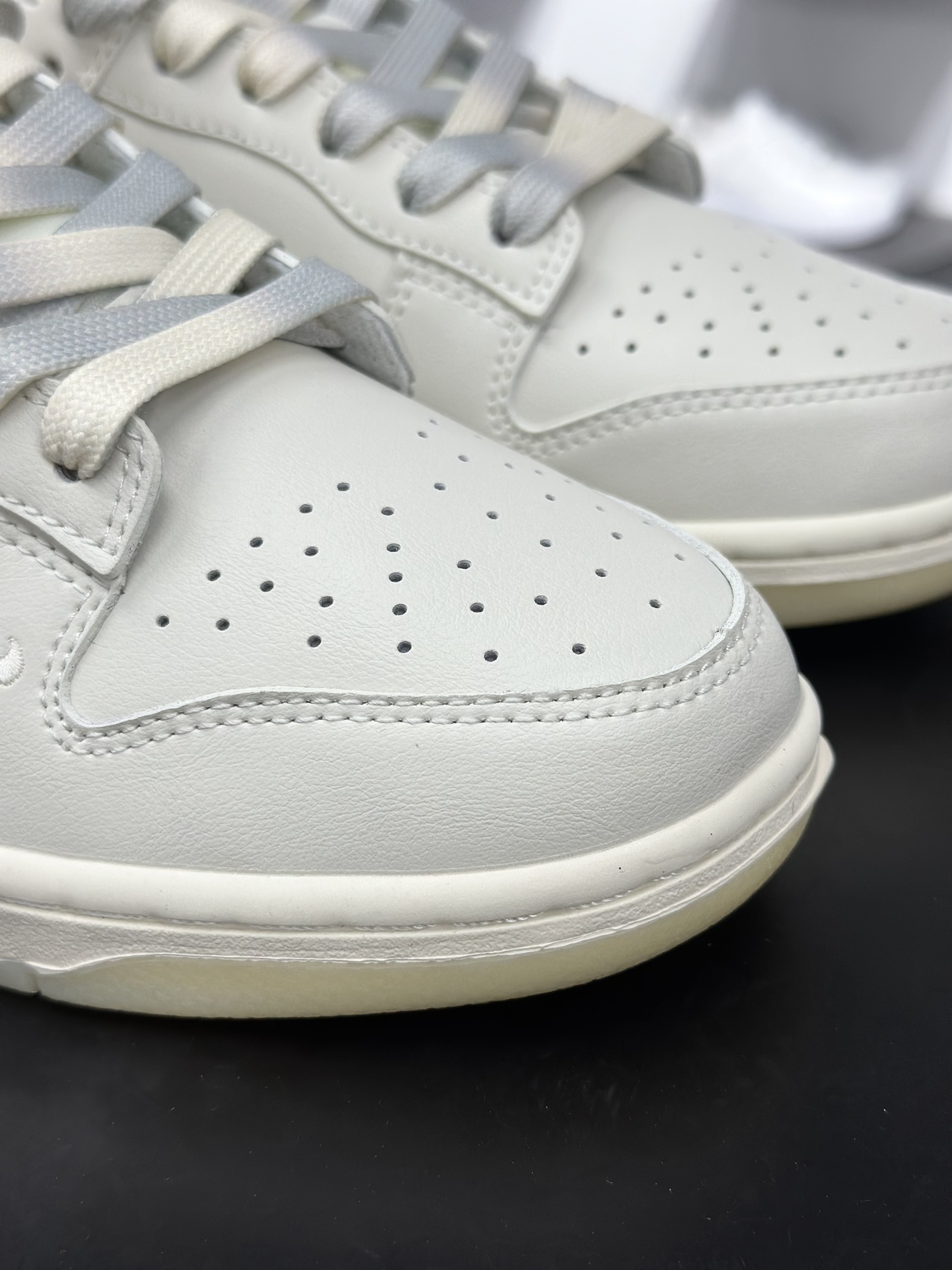 NK Dunk Low Retro ”DIY高端定制” LV米白灰小双钩 低帮休闲运动板鞋 XX3168-190