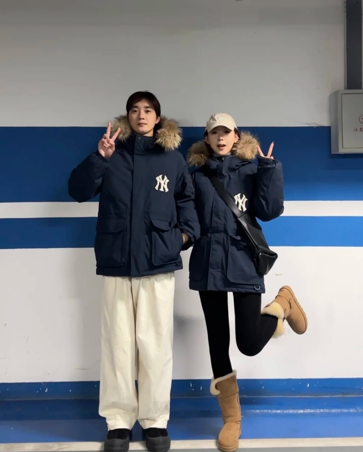 MLB Fur Hooded Down Padded Winter Parka Casual Warm Outdoor Jacket 3 i1758195467 6408 1