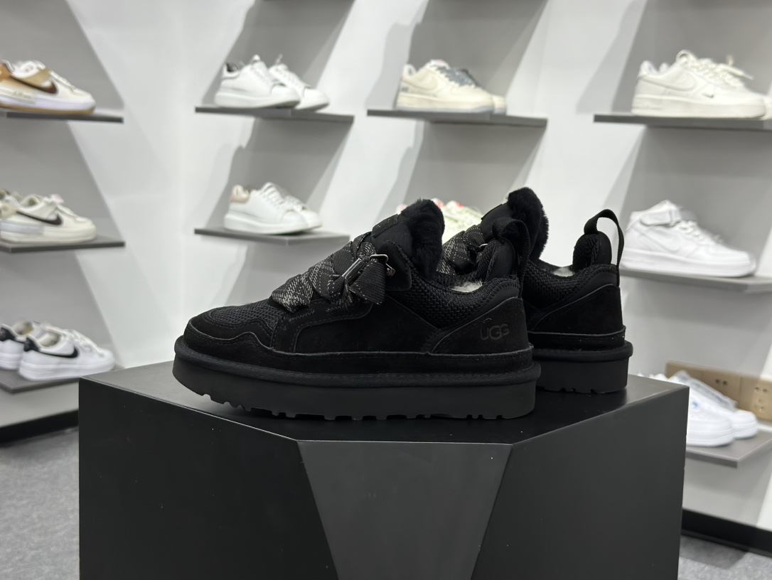 320 UGG 原价4xx 低帮梅尔休闲鞋栗色 黑色 沙色三色