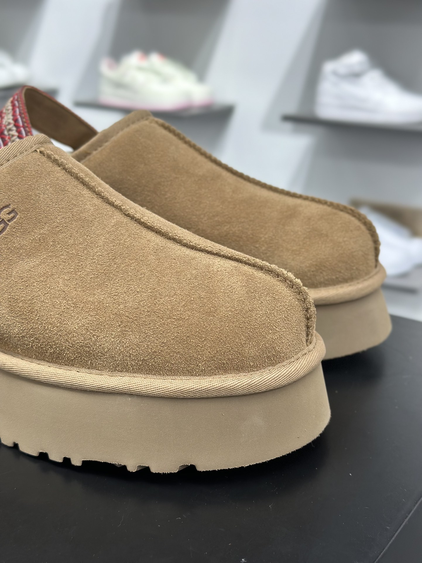 240 UGG 新民族风 半拖厚底4cm 2553 官网款23ss升级厚底民族风内里全羊毛厚底松糕增高