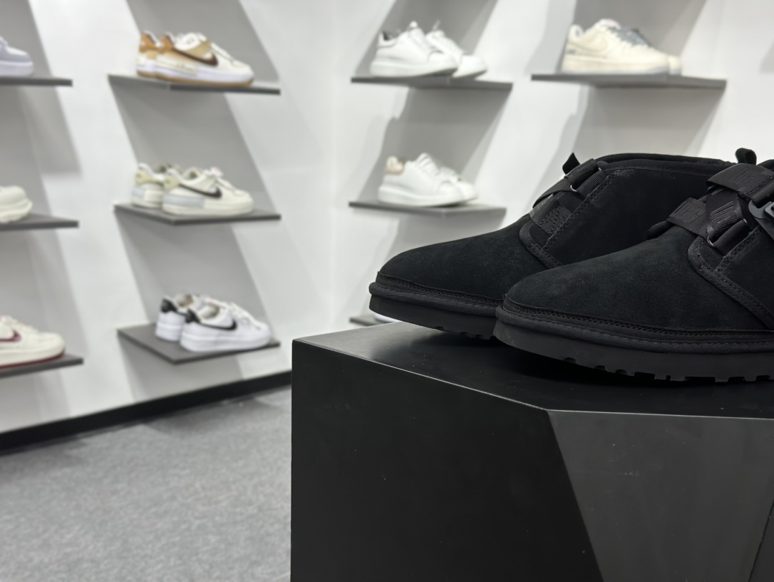 320 UGG 高帮梅尔男休闲鞋雪地靴 雪地靴