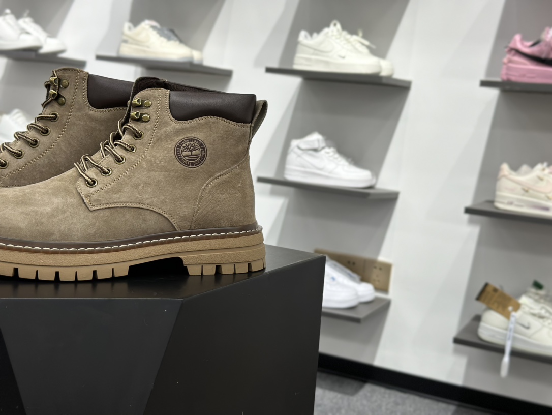 280 Timberland添柏岚/天伯伦户外高帮休闲大黄靴系列 TB10082