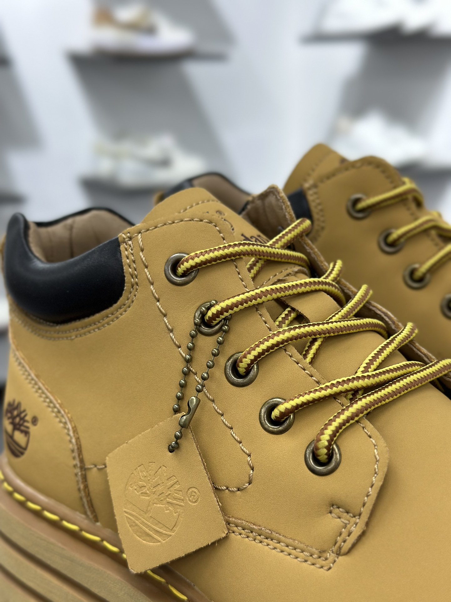 260 添柏岚Timberland Men's Classic Oxford Waterproof Boots男款低帮防水沙漠工装休闲马丁低靴 TB23066