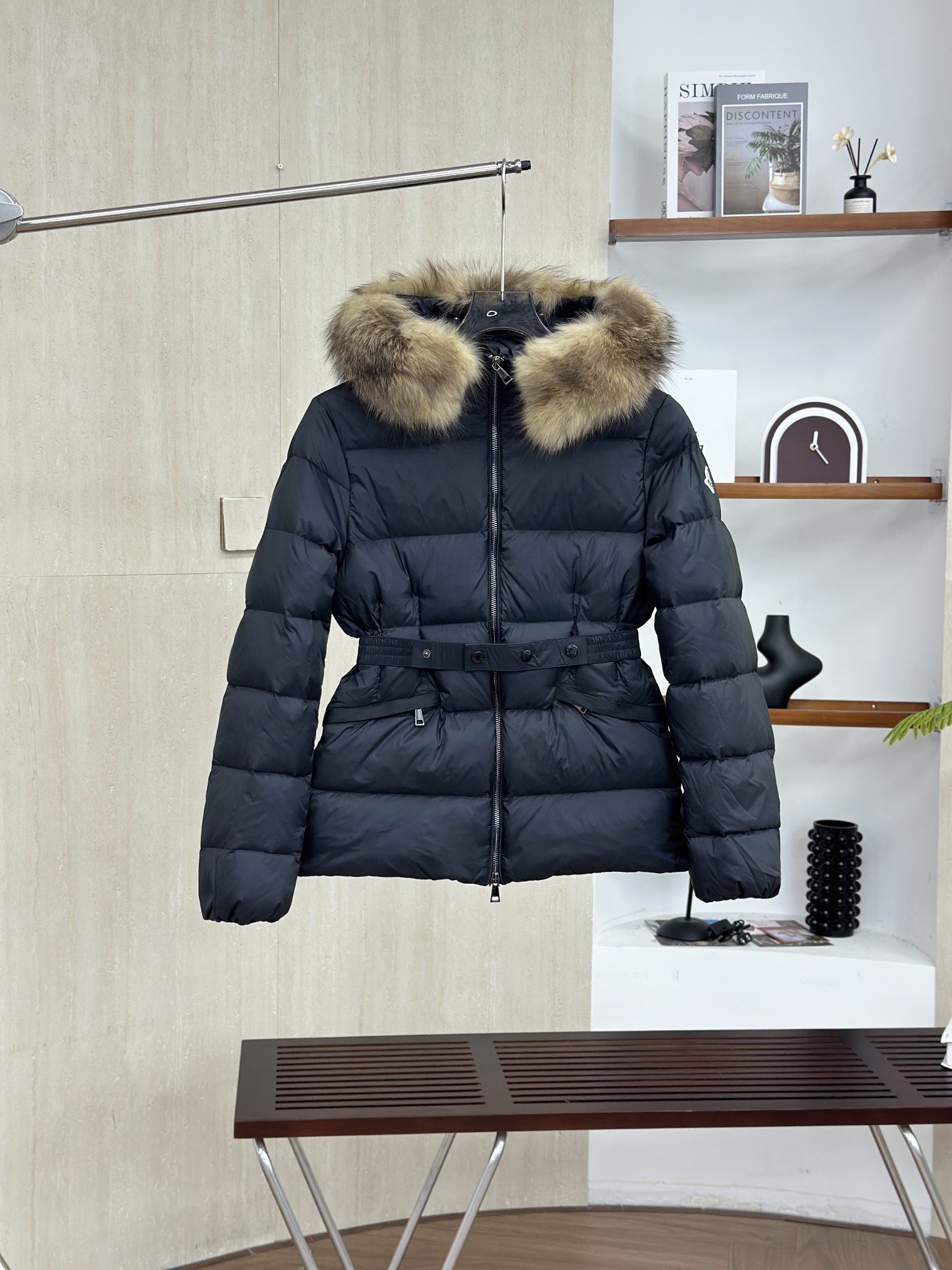 Moncler Boed女士短款羽绒服夹克外套