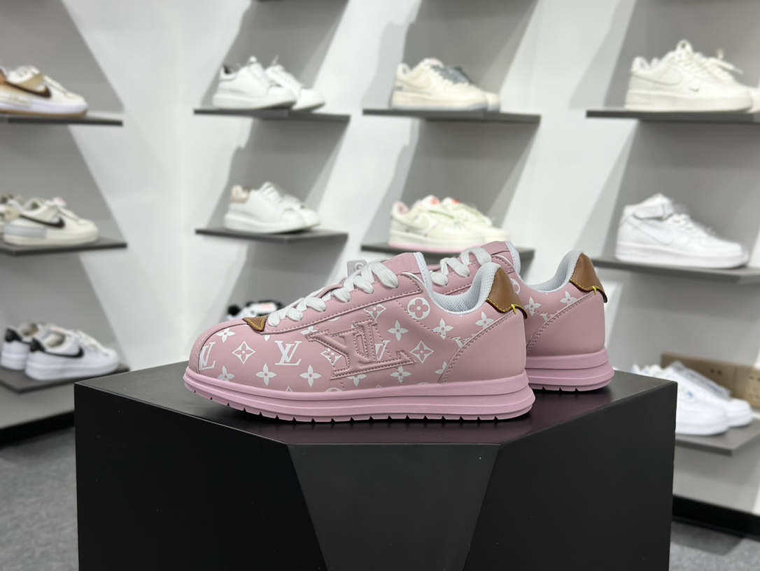 280 Louis Vuitton LV x Nigo联名款 Buttersoft FW25 最新款阿甘休闲运动面包鞋