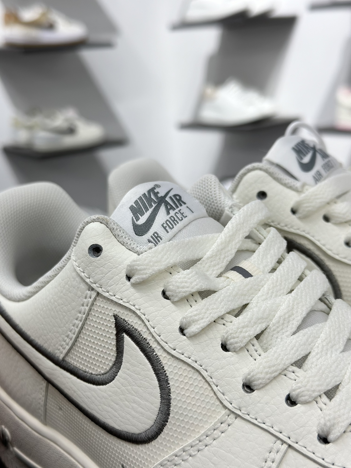 Air Force 1 '07 Low 白灰蓝 IB7677-100