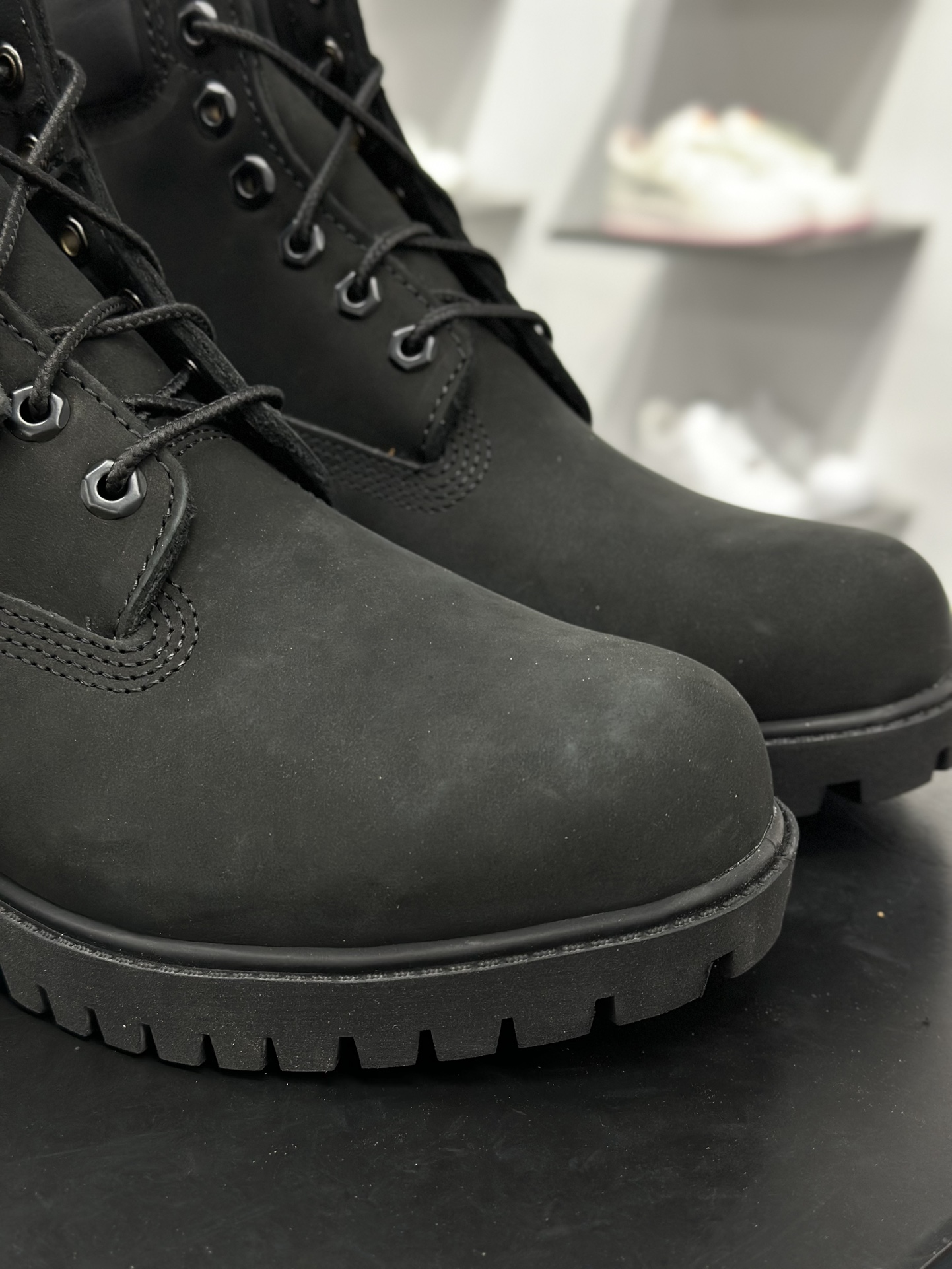 380 得物纯原顶级 一比一原版开发版本 添柏岚 Timberland 踢不烂/经典款黑色高帮 女款六孔 8658A 男款七孔 10073W-Chinese UA Cheap High Quatity Brand Clothes Bags handbags Sneakers wholesale wholesaler seller from China Factory suppliers Fashion Clothing Shoes best Quality Beautiful Price 380 得物纯原顶级 一比一原版开发版本 添柏岚 Timberland 踢不烂/经典款黑色高帮 女款六孔 8658A 男款七孔 10073W