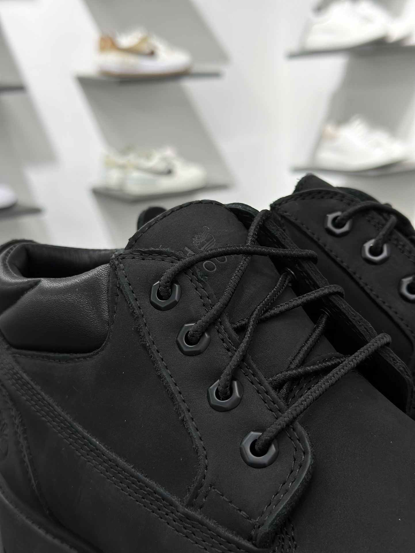 300 得物纯原顶级 一比一原版开发版本 添柏岚 Timberland 踢不烂/黑色低帮 73537