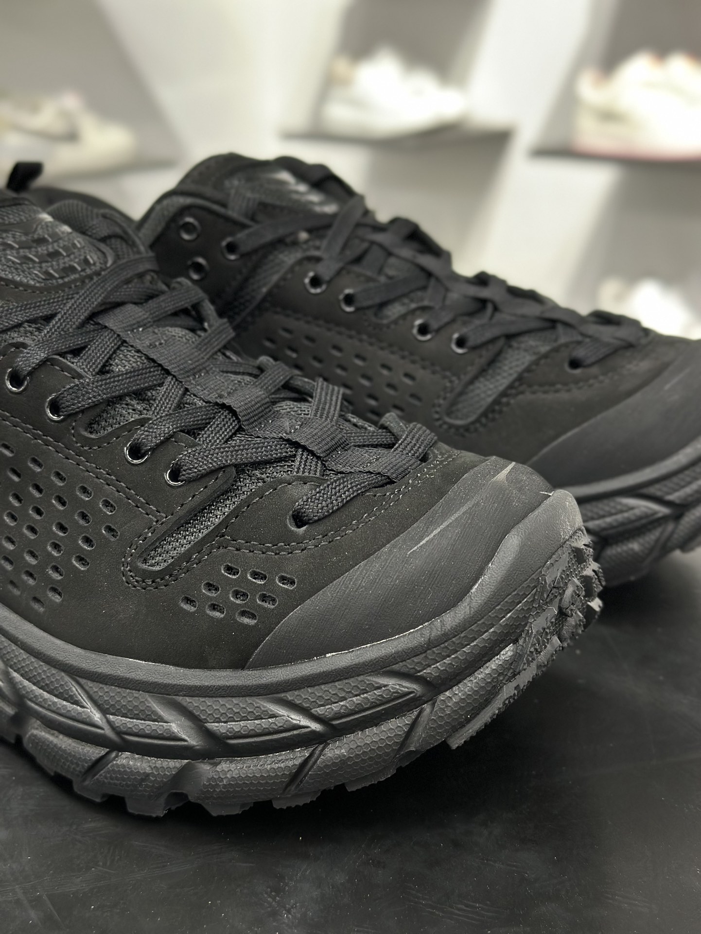 350 HOKA ONE ONE TOR ULTRA LO 休闲美观 低帮跑步鞋