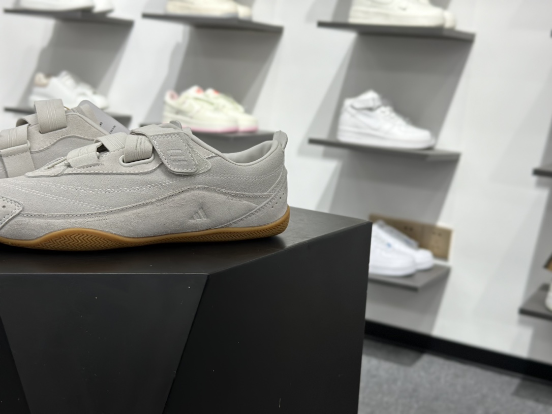 adidas FOS URBAN REVERIE 舒适时尚 阿迪fos芭蕾鞋