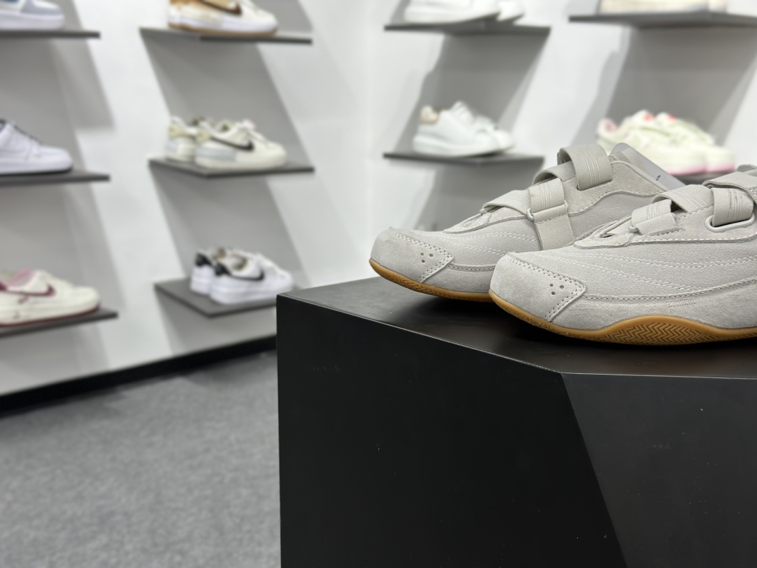 adidas FOS URBAN REVERIE 舒适时尚 阿迪fos芭蕾鞋