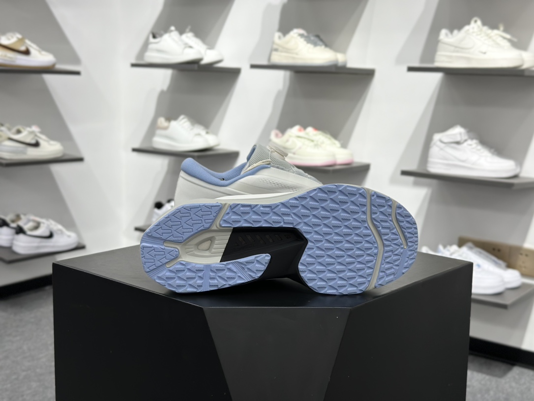 280 迪桑特·DESCENTE LAVITATE II GTX甜美生活2.0GTX系列低帮城市通勤户外休闲运动鞋 D5231RRN26