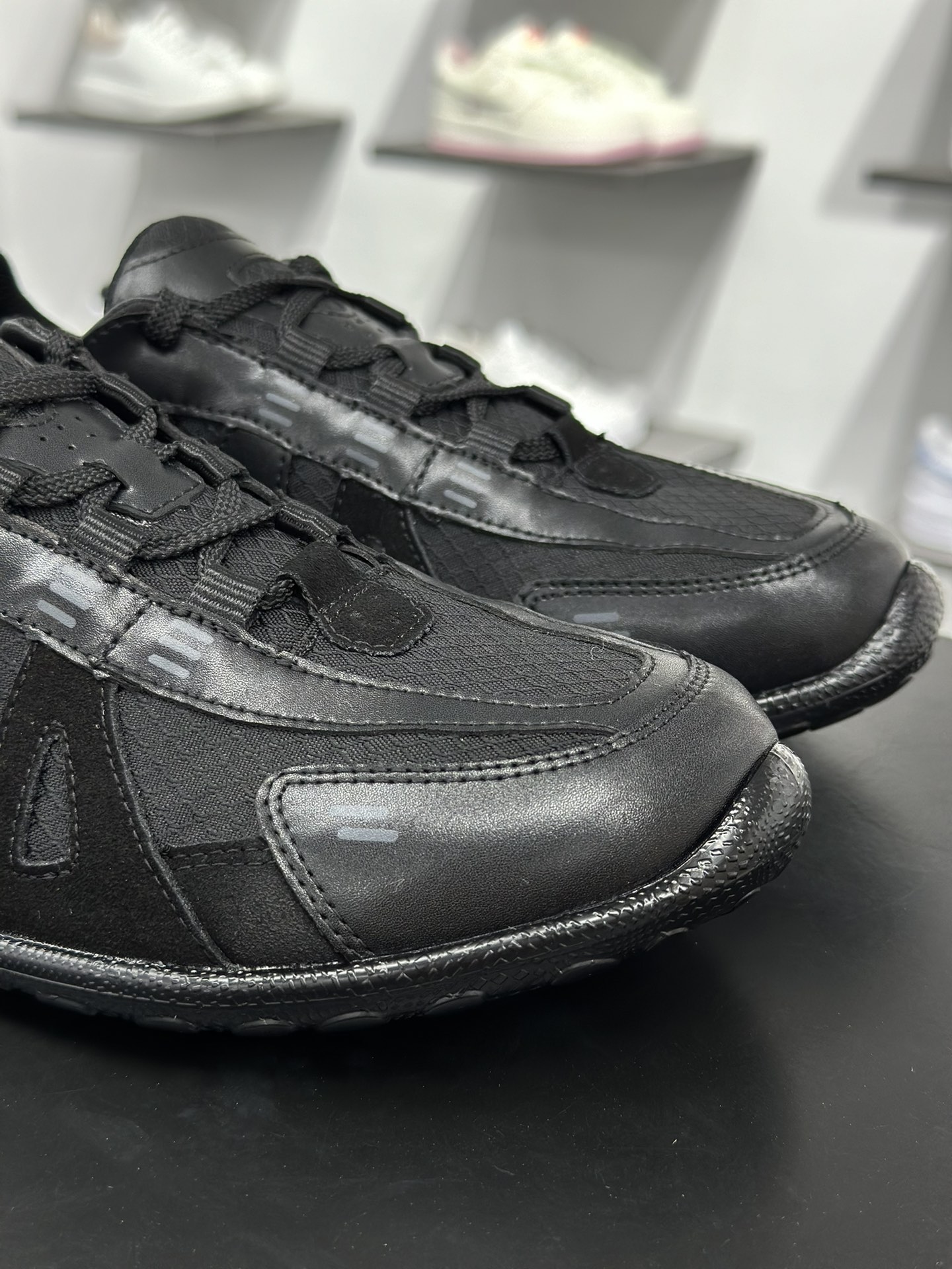 ECCO爱步运动休闲鞋 轻便缓震跑步鞋 802433