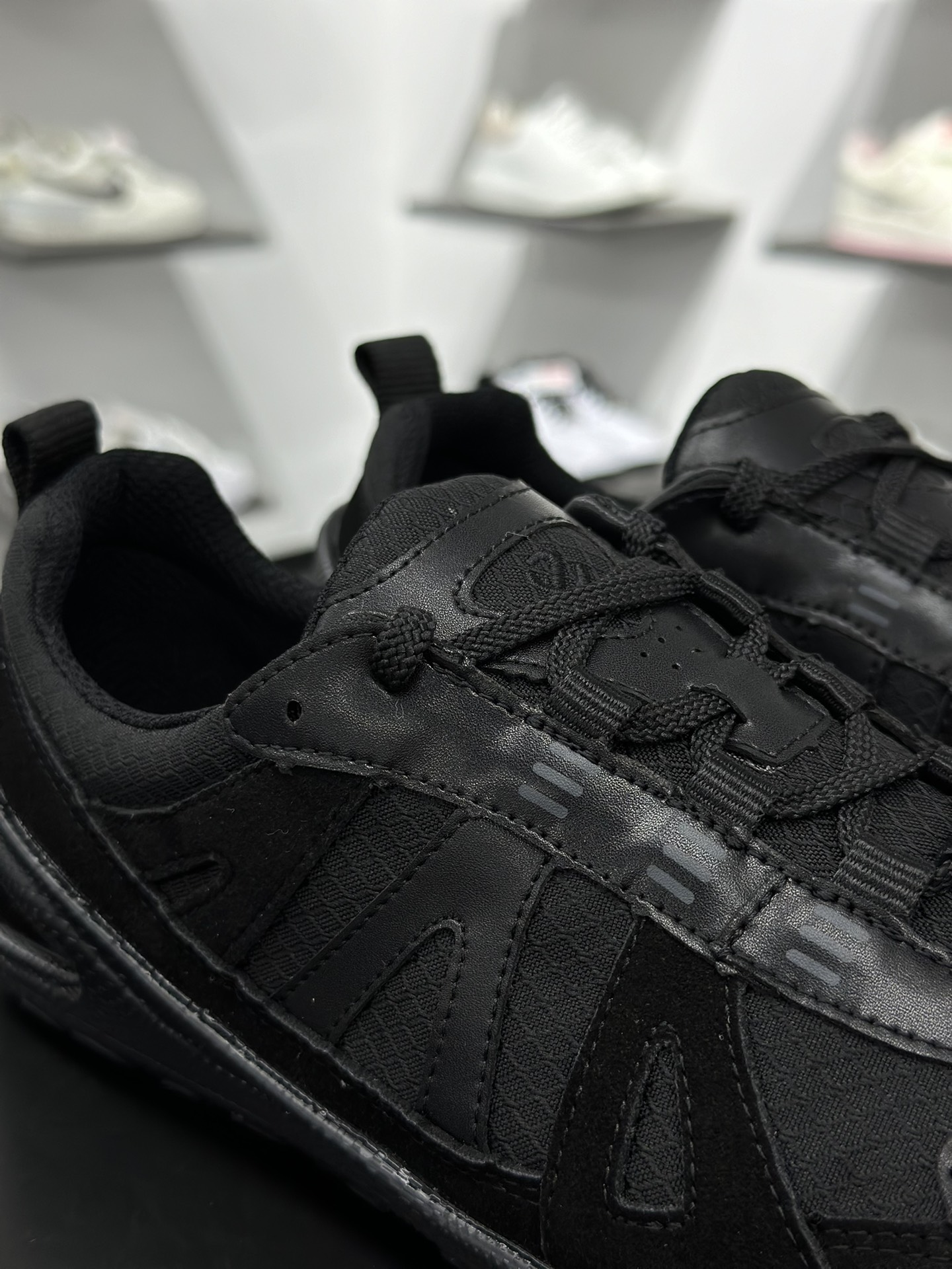 ECCO爱步运动休闲鞋 轻便缓震跑步鞋 802433