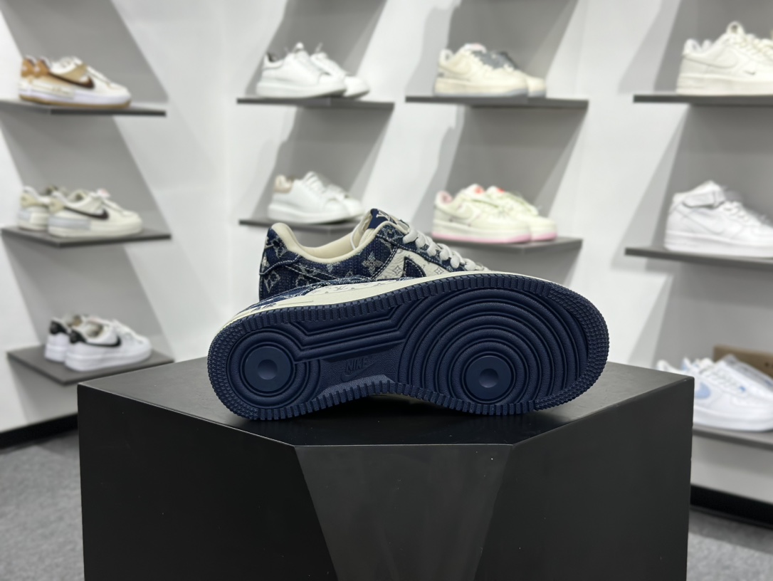 Nike Air Force 1 Low 07 x LV YF9511-800