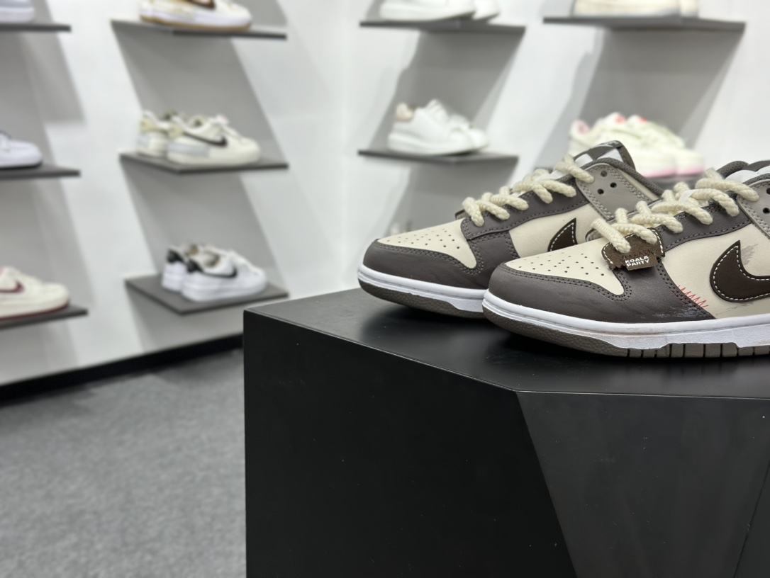 耐克Nike SB Dunk Low”White Cave Stone”扣篮系列低帮休闲运动滑板板鞋 HF5441-111-Top High Quatity Cheap Sneakers Fashion Clothing Clothes Bags handbags Shoes of all Brand wholesale With The best Quality And Beautiful Price from China Factory Chinese suppliers wholesaler seller 耐克Nike SB Dunk Low”White Cave Stone”扣篮系列低帮休闲运动滑板板鞋 HF5441-111