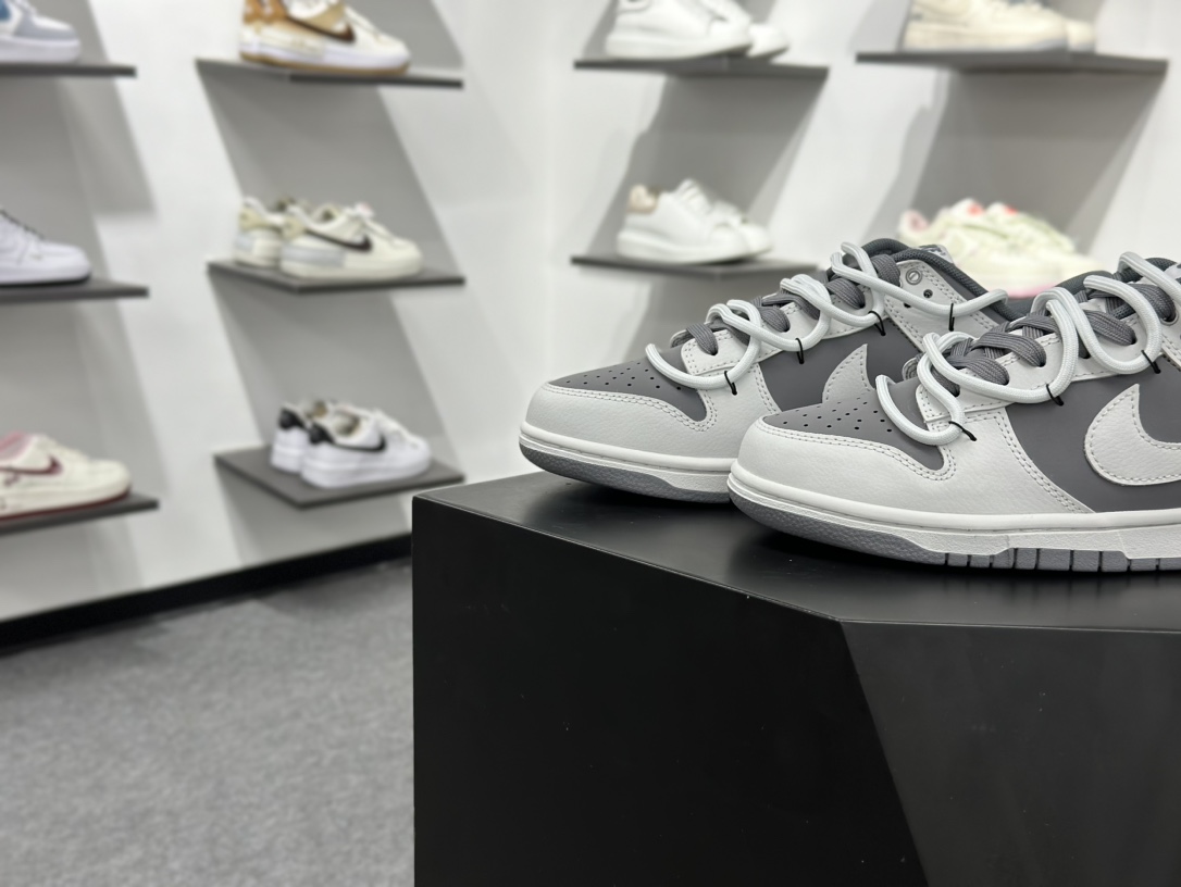 Nike Dunk Low RETRO 联名款 耐克 低帮休闲运动板鞋 WG0528-111