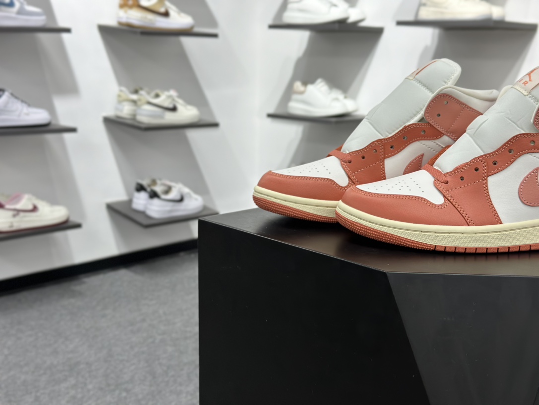 Jordan Air Jordan 1 白粉色 BQ6472-180-Top High Quatity Cheap Sneakers Fashion Clothing Clothes Bags handbags Shoes of all Brand wholesale With The best Quality And Beautiful Price from China Factory Chinese suppliers wholesaler seller Jordan Air Jordan 1 白粉色 BQ6472-180