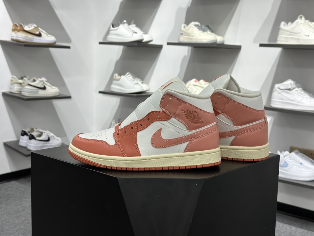 Jordan Air Jordan 1 白粉色 BQ6472-180-Top High Quatity Cheap Sneakers Fashion Clothing Clothes Bags handbags Shoes of all Brand wholesale With The best Quality And Beautiful Price from China Factory Chinese suppliers wholesaler seller Jordan Air Jordan 1 白粉色 BQ6472-180