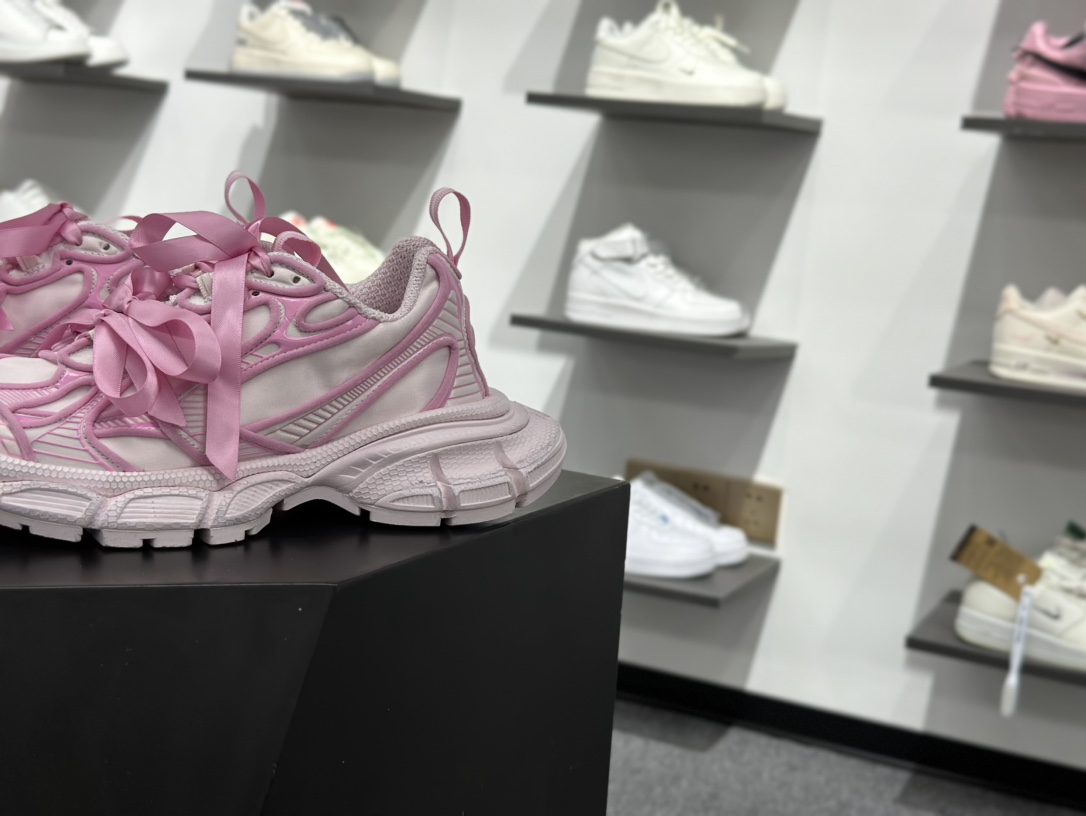 BALENCIAGA 3XL DENIM 系列巴黎世家10代 折边蝴蝶结 低帮复古阔型底姥爹风潮流百搭休闲慢跑鞋 734731 W3XSB 5000-Top High Quatity Cheap Sneakers Fashion Clothing Clothes Bags handbags Shoes of all Brand wholesale With The best Quality And Beautiful Price from China Factory Chinese suppliers wholesaler seller BALENCIAGA 3XL DENIM 系列巴黎世家10代 折边蝴蝶结 低帮复古阔型底姥爹风潮流百搭休闲慢跑鞋 734731 W3XSB 5000