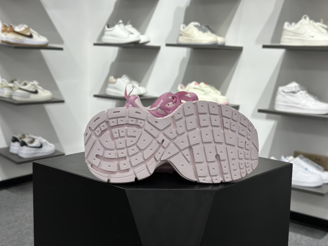 BALENCIAGA 3XL DENIM 系列巴黎世家10代 折边蝴蝶结 低帮复古阔型底姥爹风潮流百搭休闲慢跑鞋 734731 W3XSB 5000-Top High Quatity Cheap Sneakers Fashion Clothing Clothes Bags handbags Shoes of all Brand wholesale With The best Quality And Beautiful Price from China Factory Chinese suppliers wholesaler seller BALENCIAGA 3XL DENIM 系列巴黎世家10代 折边蝴蝶结 低帮复古阔型底姥爹风潮流百搭休闲慢跑鞋 734731 W3XSB 5000