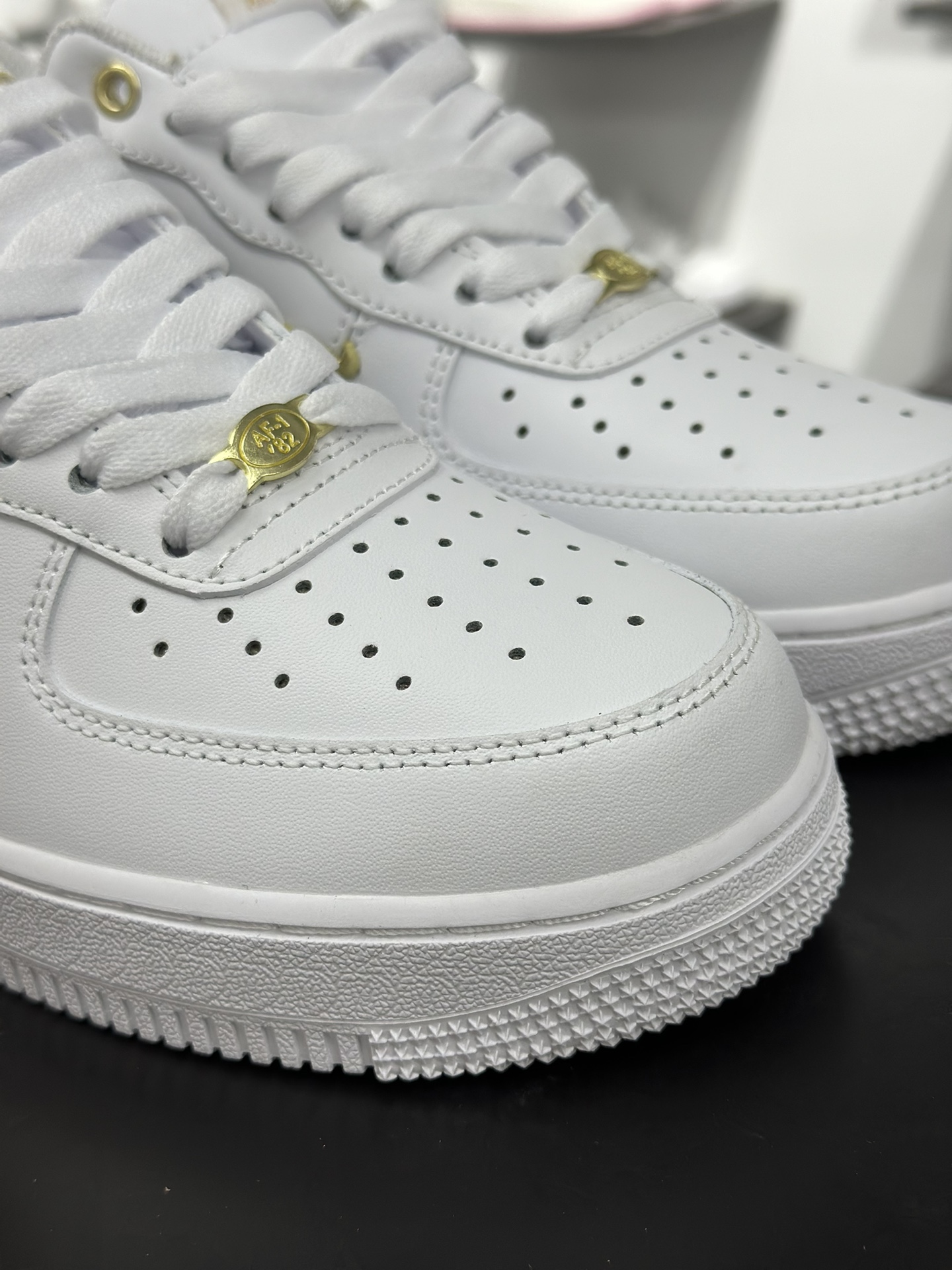 耐克Nike By You Air Force 1'07 Low Retro SP空军一号低帮经典百搭休闲运动板鞋 ZH0316-093