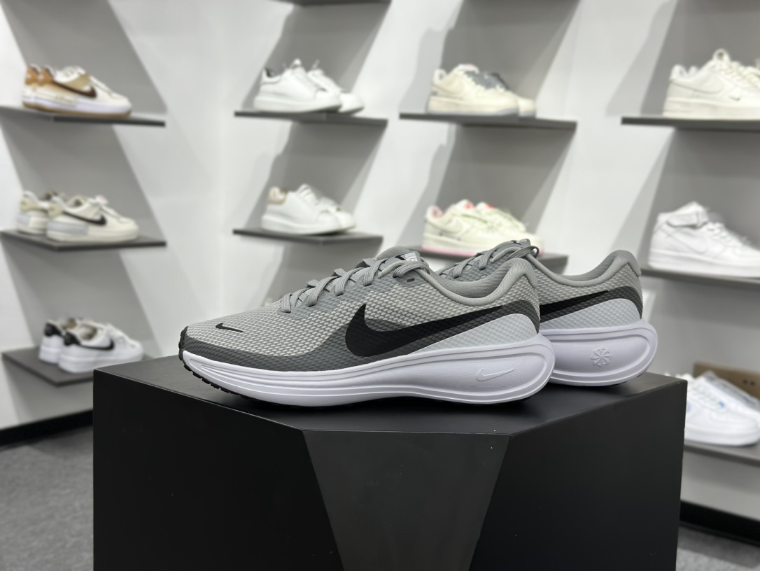 Nike Revolution 8 耐克轻便跑步鞋网面透气休闲鞋 HJ9198-004