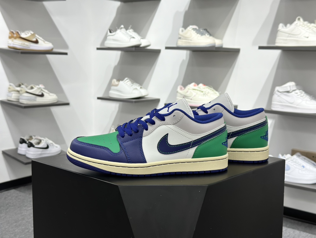 220 Air Jordan 1 Low白绿蓝 553558-147-Chinese UA Cheap High Quatity Brand Clothes Bags handbags Sneakers wholesale wholesaler seller from China Factory suppliers Fashion Clothing Shoes best Quality Beautiful Price 220 Air Jordan 1 Low白绿蓝 553558-147