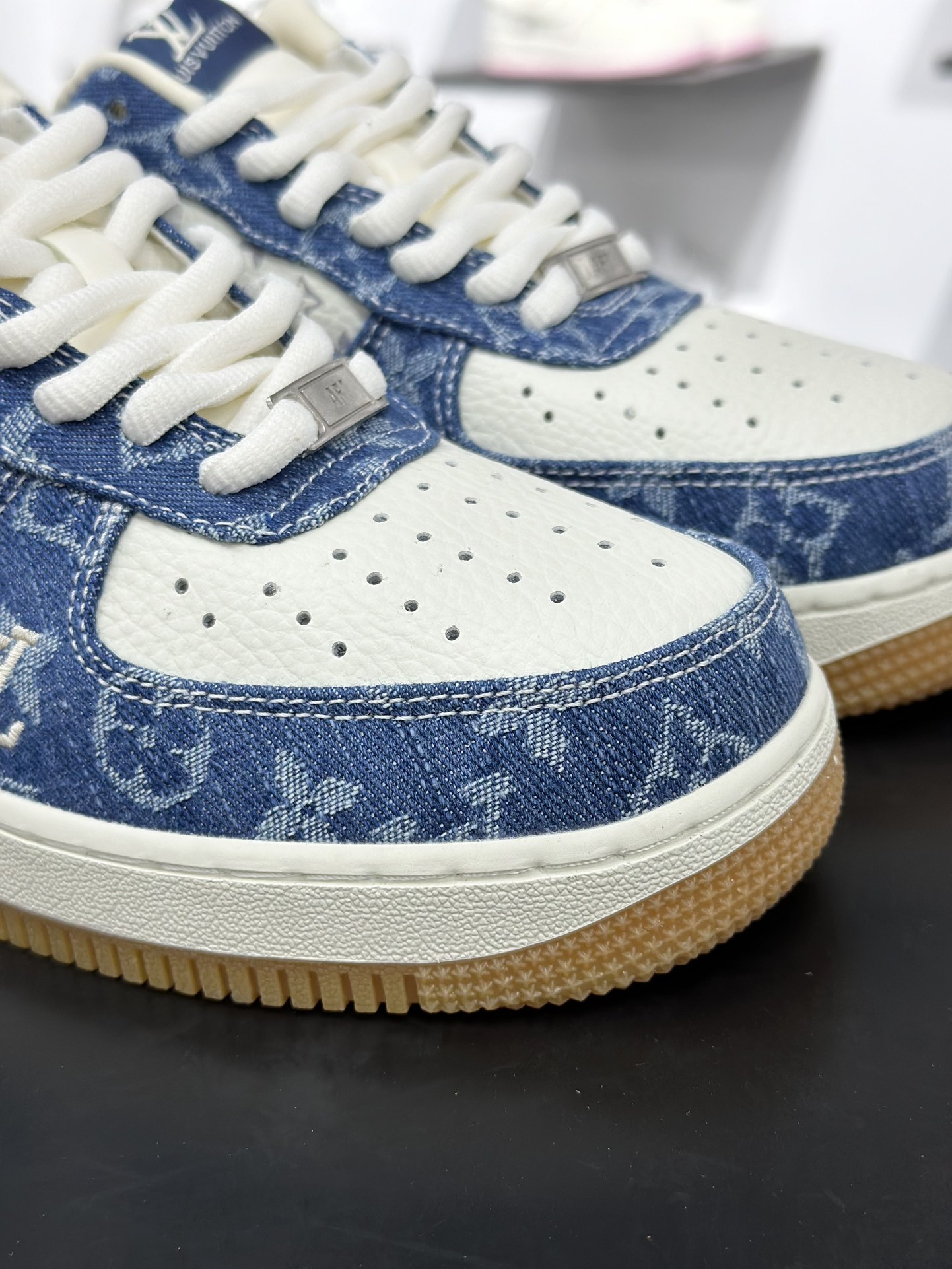 260 Nike Air Force 1‘07 Low LV联名 白海军蓝 空军一号低帮休闲板鞋 YF9511-813