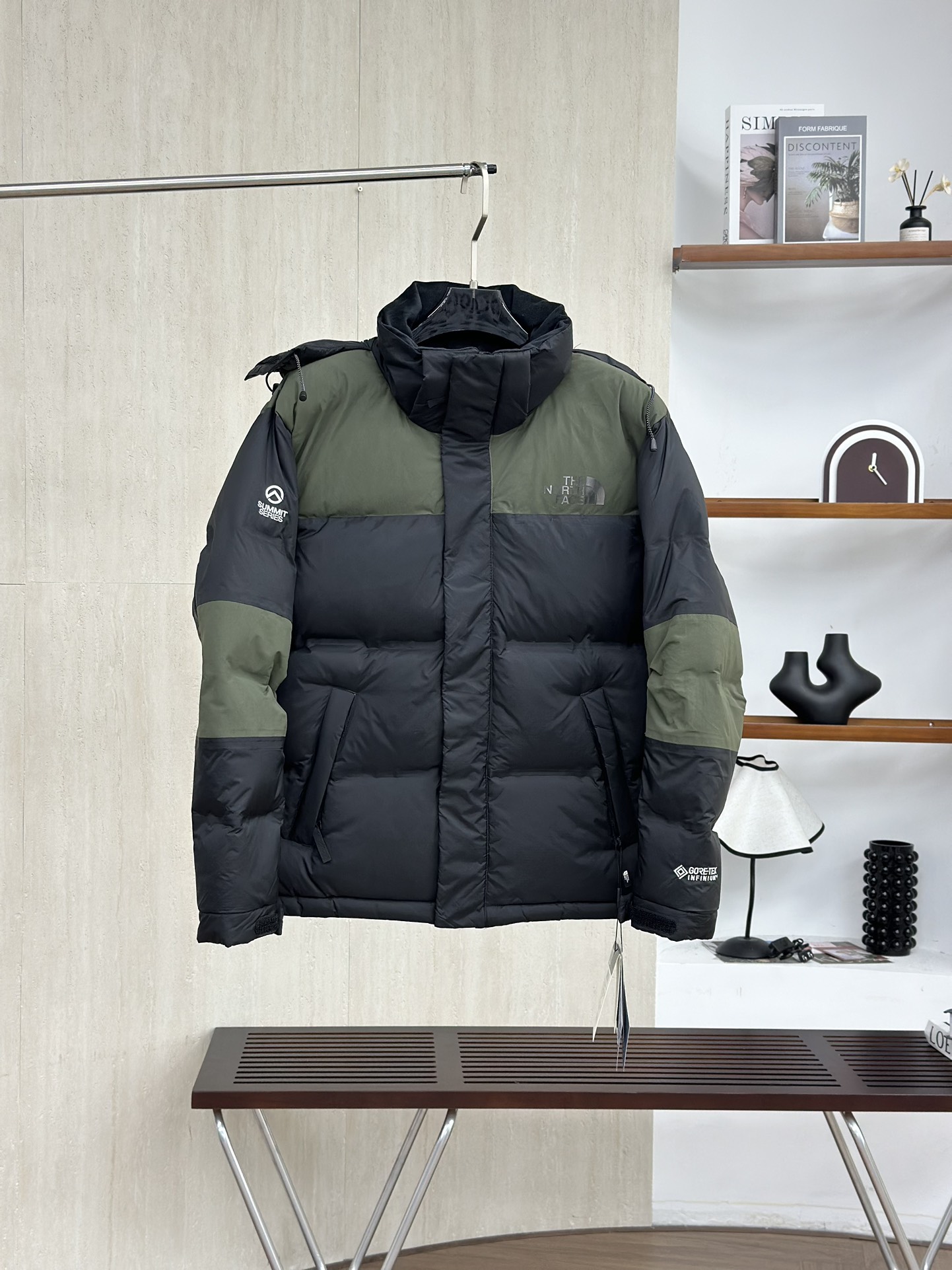 TNF/北面 23ss 巅峰极地GTX 拼色拉链连帽羽绒服