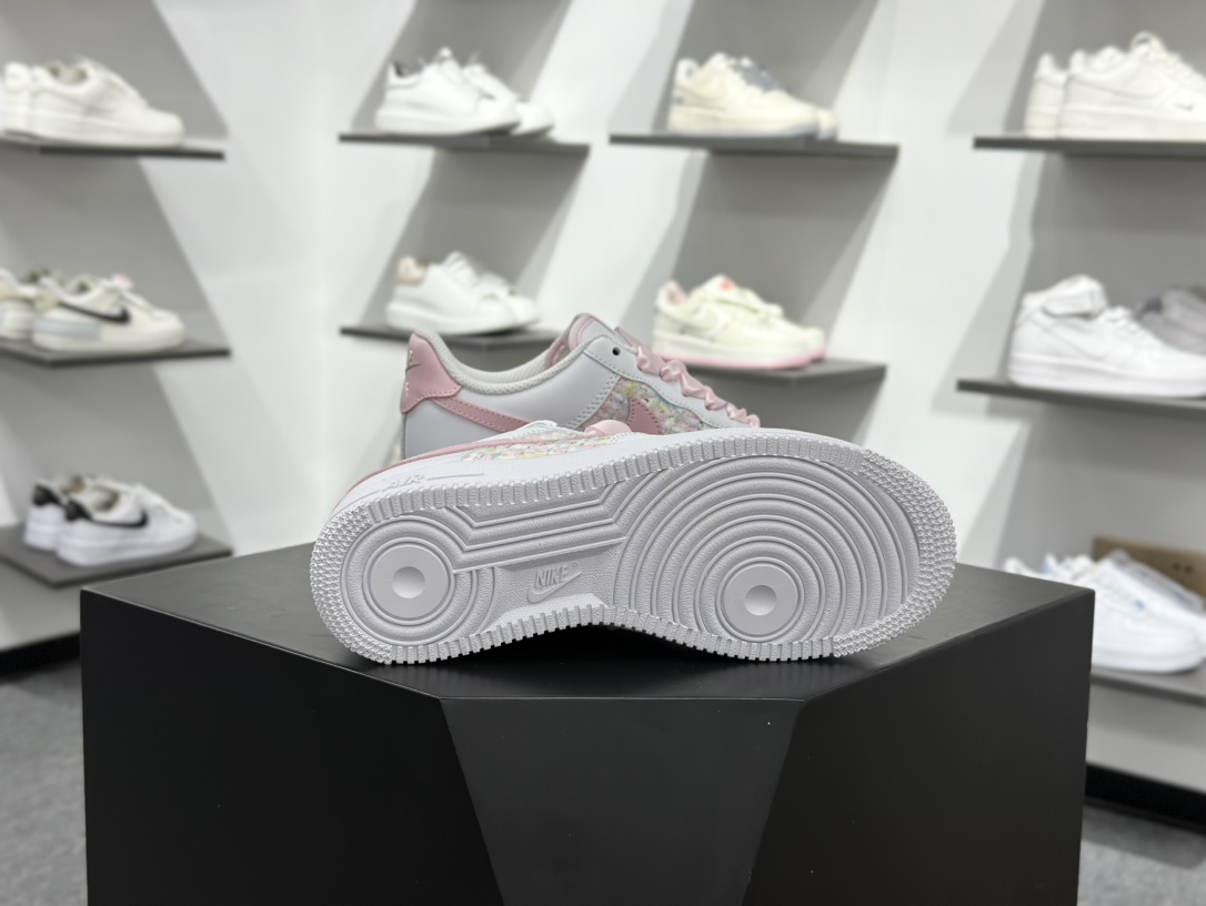 260 Nike Air Force 1‘07 Low 纯欲小香风 空军一号低帮休闲板鞋 ZH0316-095