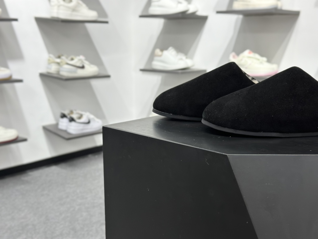 240 X1全网最齐ugg100个配色市面顶级版本 25新款UGGEleaSlip-On轻薄一脚蹬