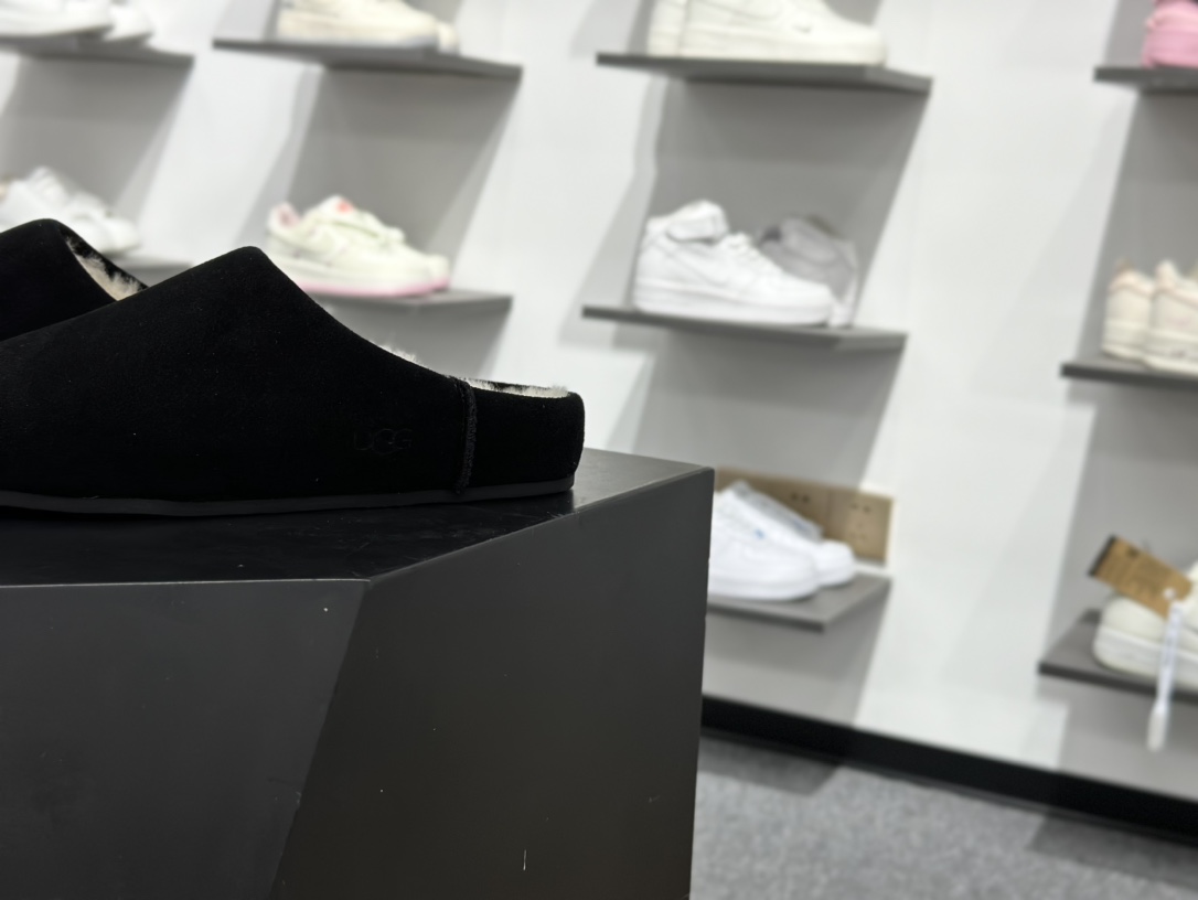 240 X1全网最齐ugg100个配色市面顶级版本 25新款UGGEleaSlip-On轻薄一脚蹬