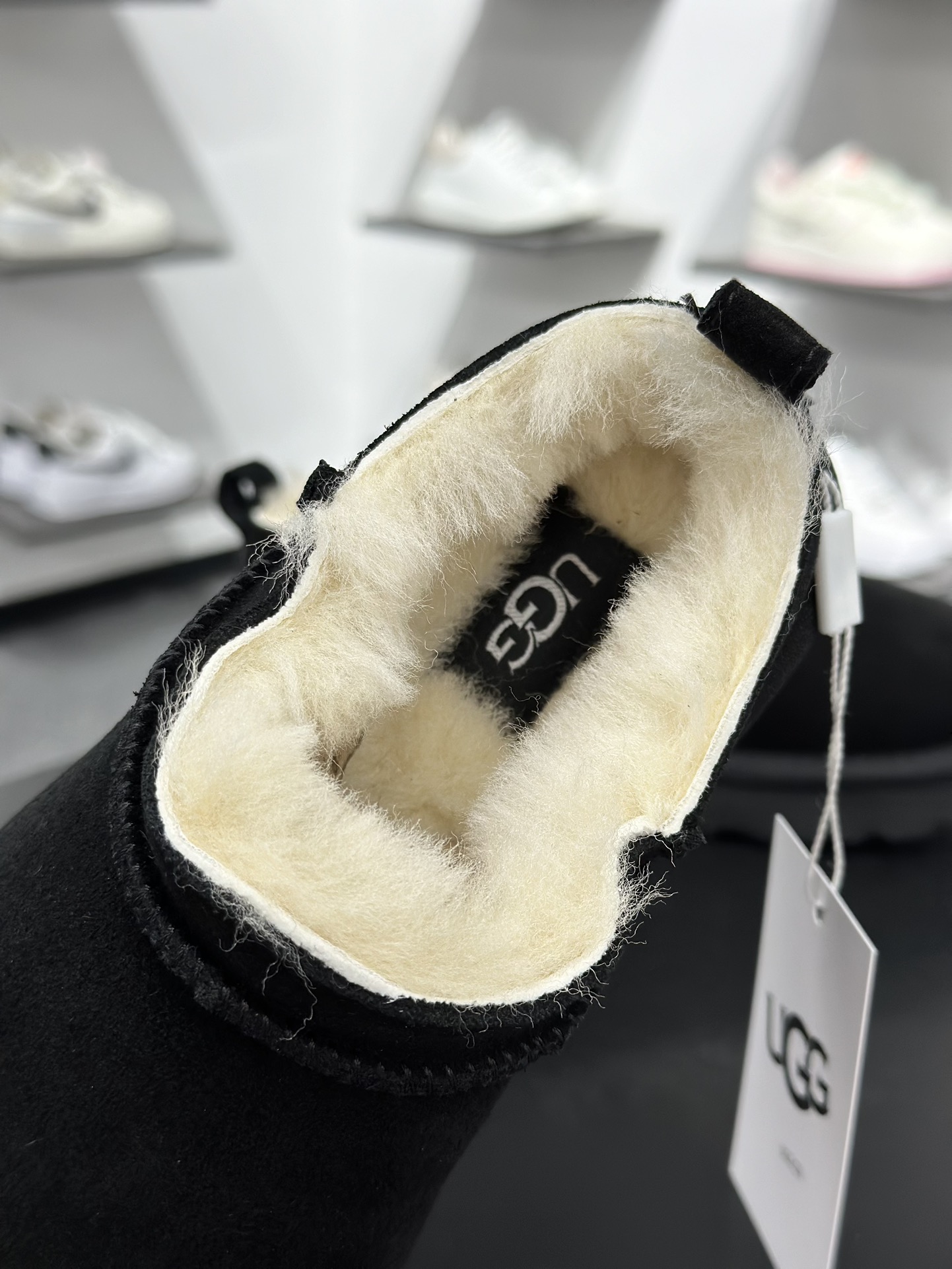 220 X1全网最齐ugg100个配色市面顶级版本 25新款UGGClassicMicro经典超迷你 经典靴型搭载更低帮设计居家外出易搭配