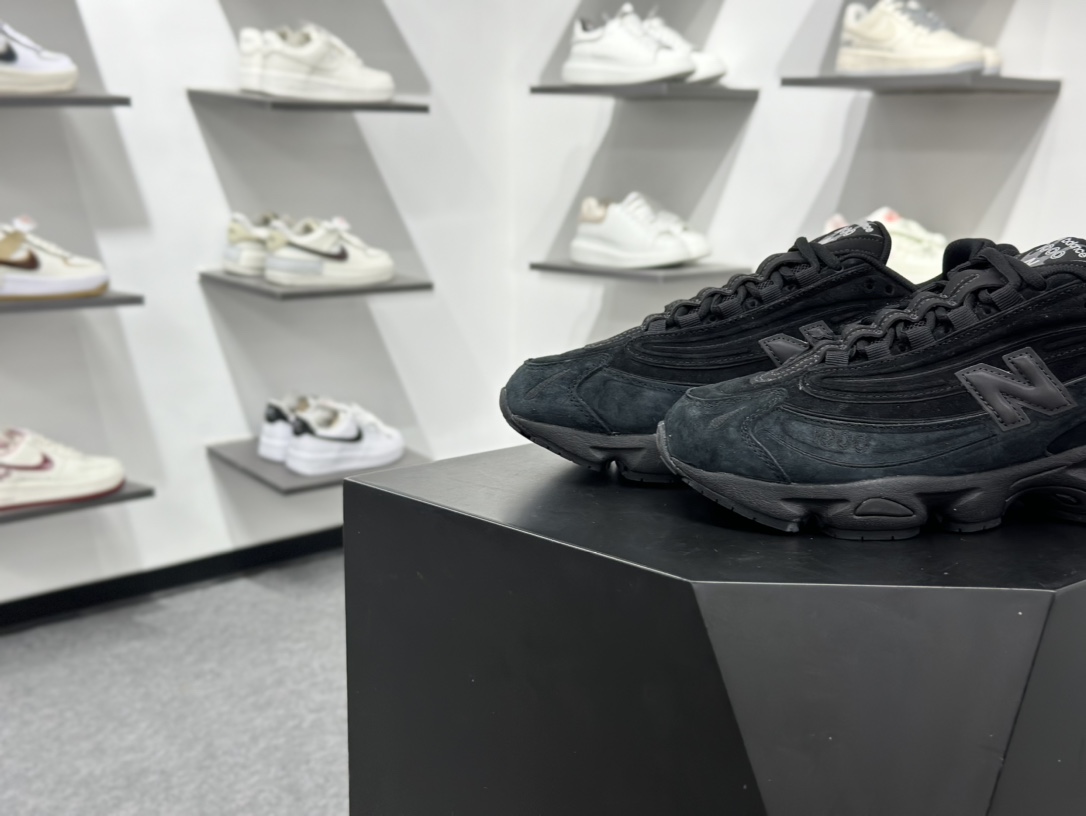 240 New Balance 1000系列 复古老爹风低帮休闲运动跑步鞋 M1000LA