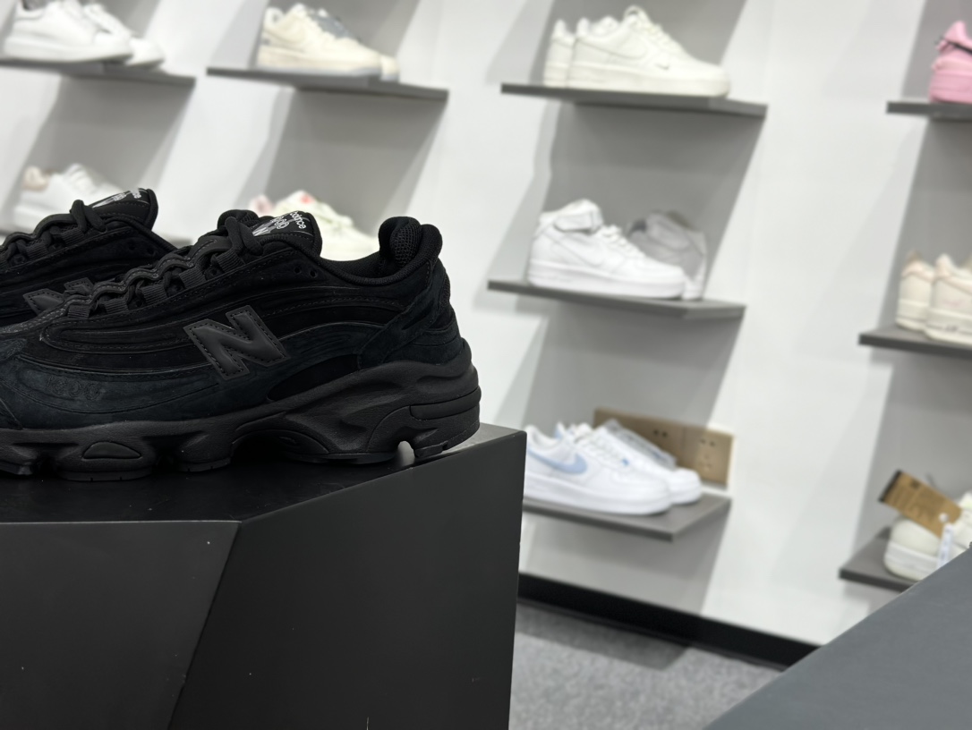 240 New Balance 1000系列 复古老爹风低帮休闲运动跑步鞋 M1000LA