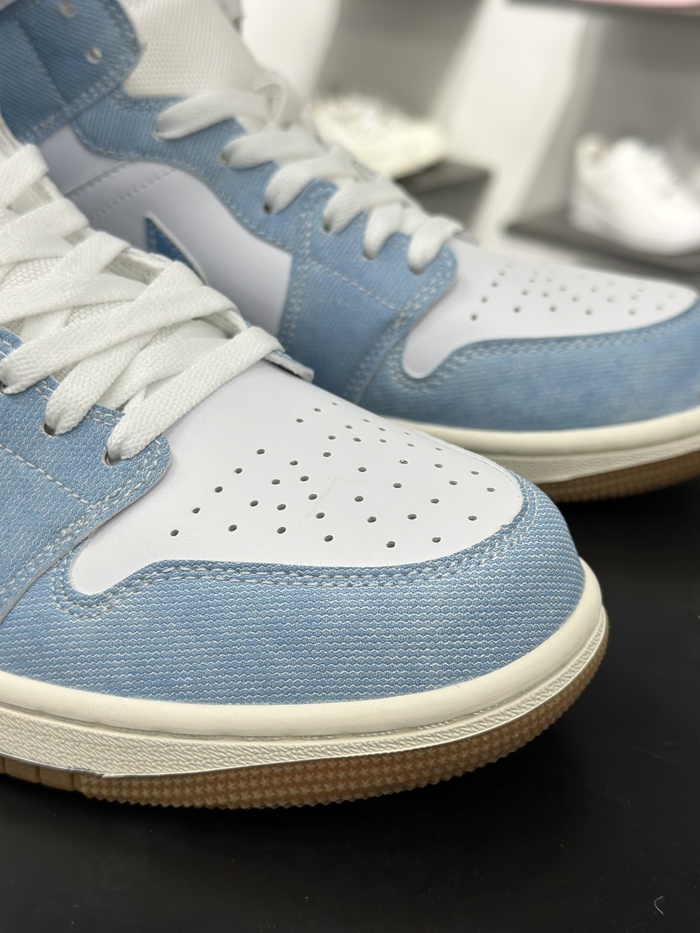 200 Nike AIR JORDAN 1 MID AJ1 乔1 耐克 低帮文化篮球鞋 HQ2005-100